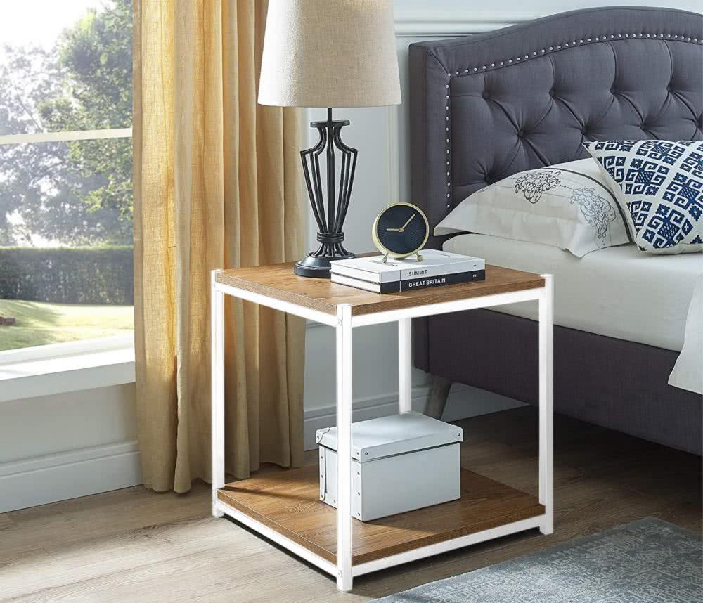 Тумба Бёркли Francesco Rossi с белым каркасом, рядом с кроватью, лампой и книгами