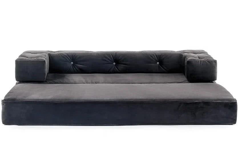 ����� ����