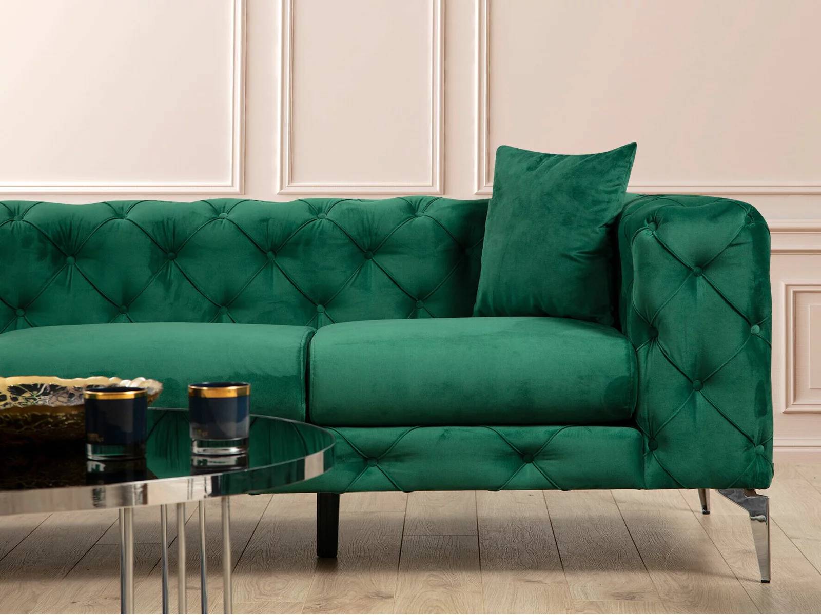 ����� Mebelin Levis 54