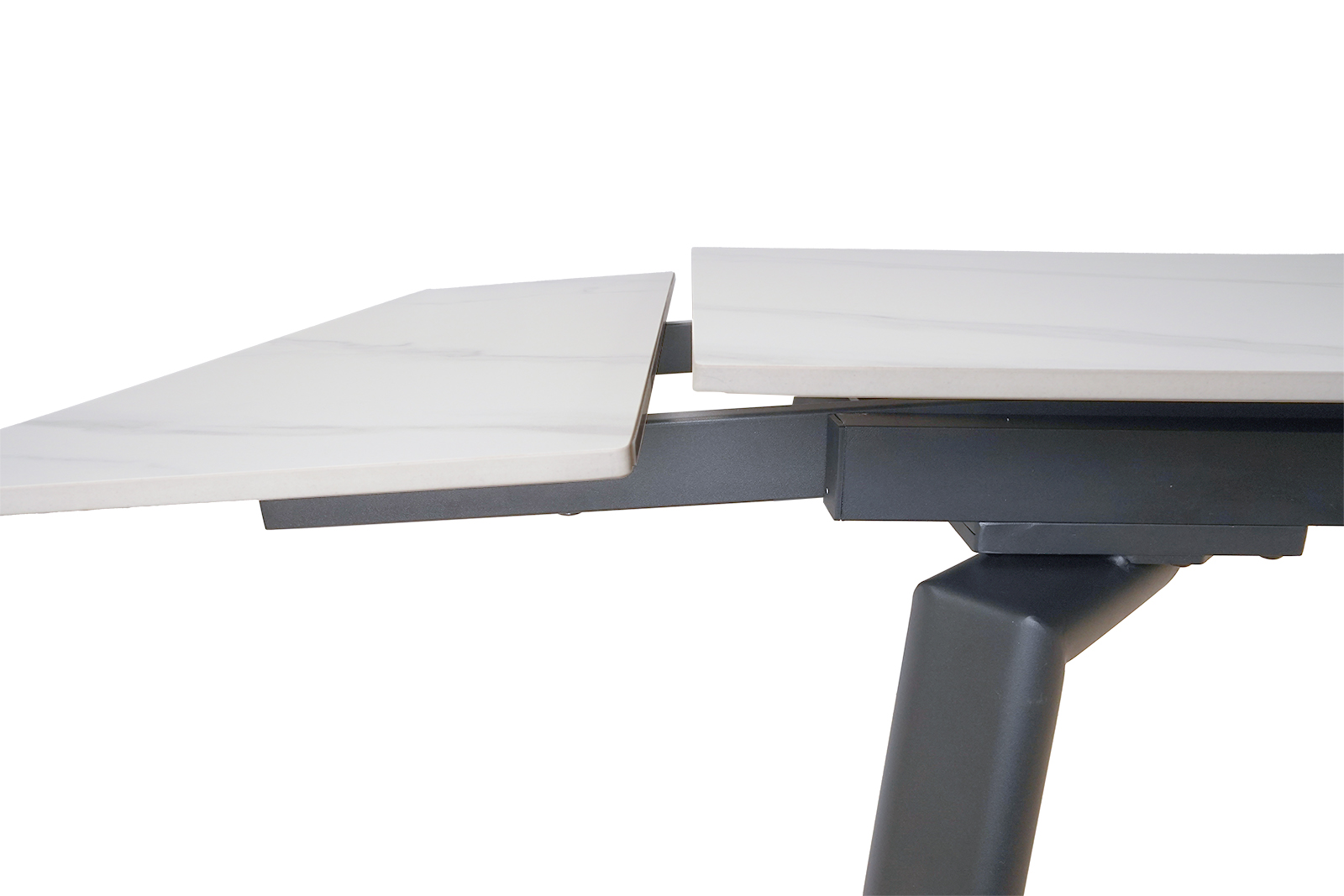 �������� ����������� ���������� ����� ITavoli ���� ������� ������