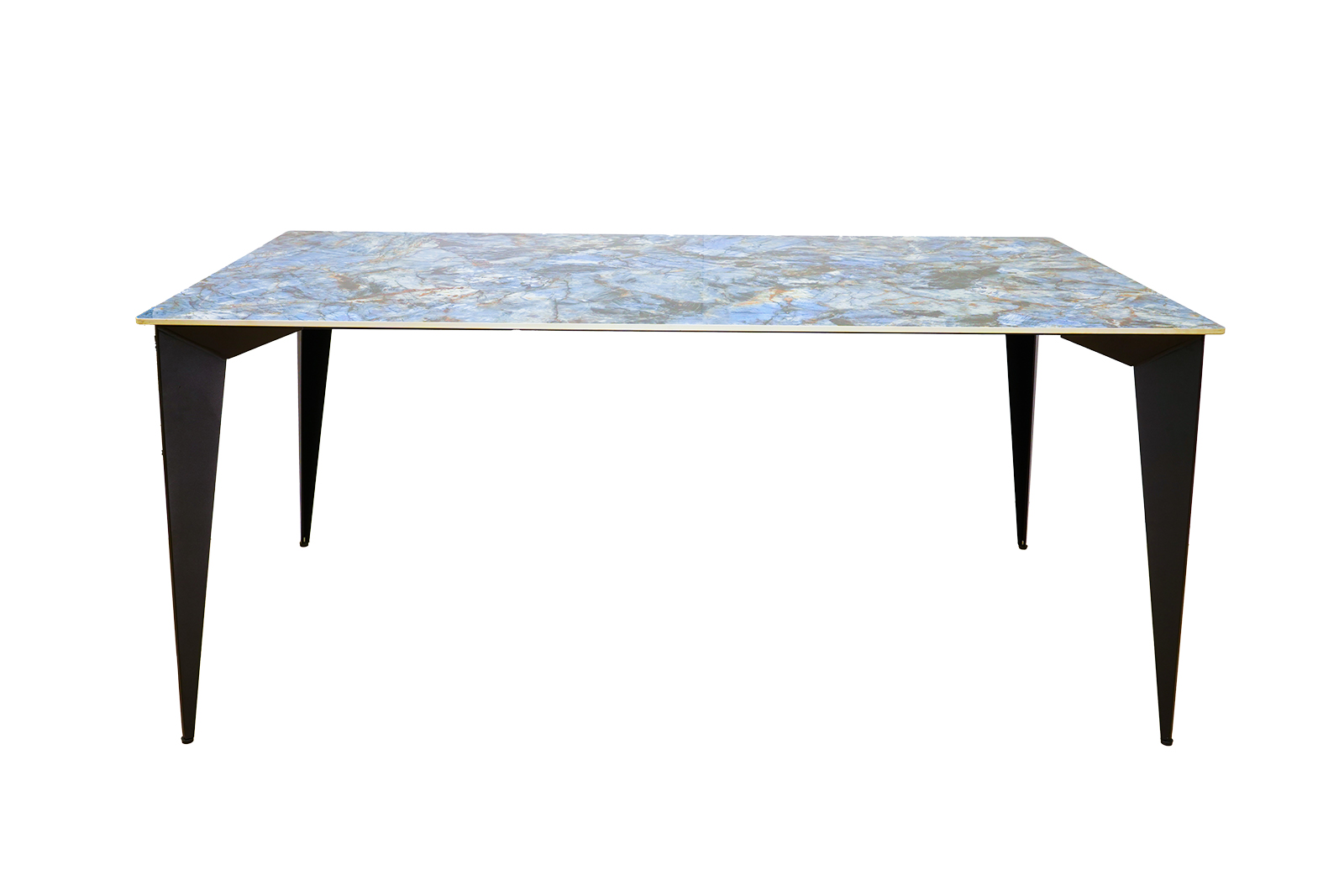 ��� ������� �� ���� ITavoli ������ 180 �� � ����� ��������� �����������