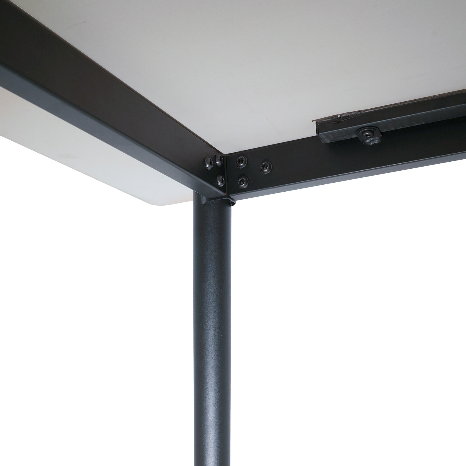 ��������� ������������� ����� � ������� ����� ITavoli ���� 140 �� �����